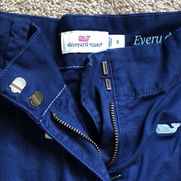 Shorts - Picture 3 of 3